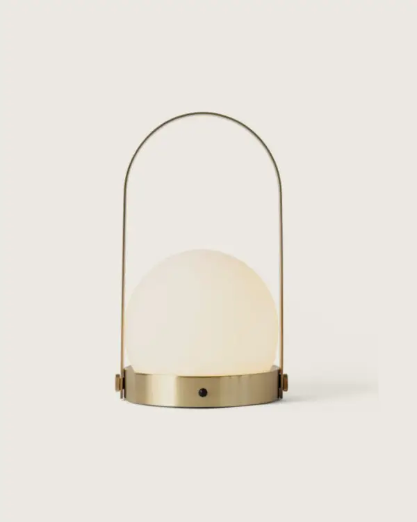 MENU Design Carrie Mobile LED Lampe messing