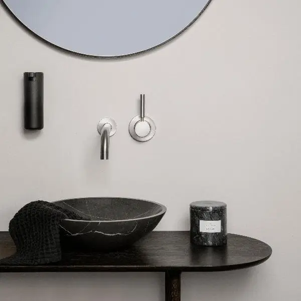 BLOMUS Seifenspender MODO schwarz mit Wandhalterung