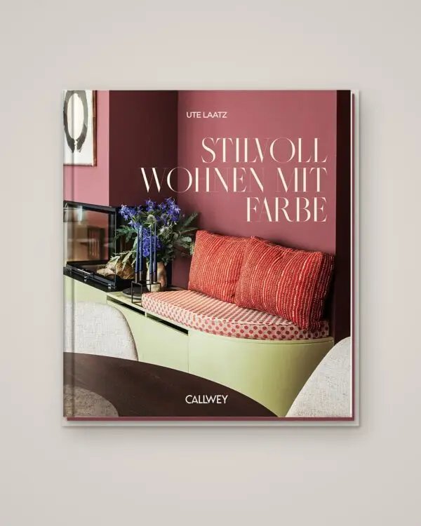 Stilvoll Wohnen mit Farbe – Buchcover